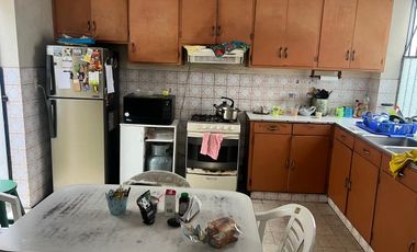 Venta casa en Jesús María (cerca a EsSalud y Canal 5)