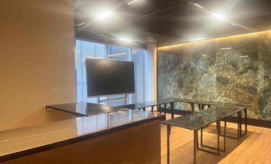 Oficina en venta en corporativo Yama Alpes amueblado o sin amueblar