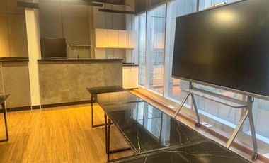 Oficina en venta en corporativo Yama Alpes amueblado o sin amueblar