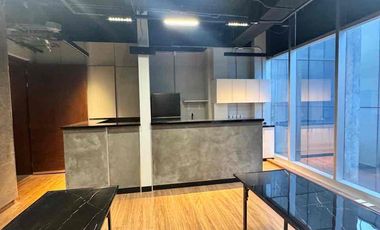 Oficina en venta en corporativo Yama Alpes amueblado o sin amueblar