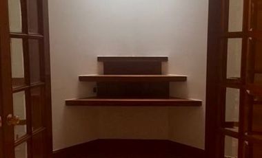 IMPECABLE RESIDENCIA EN AVENIDA AHUEHUETES SUR EN RENTA