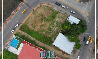 Terreno Frente al Mar en Bahía de Caráquez – Primera Línea