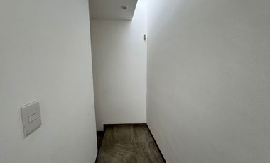 Casa en Venta con Roof Garden con Asador y pérgolas y estudio.