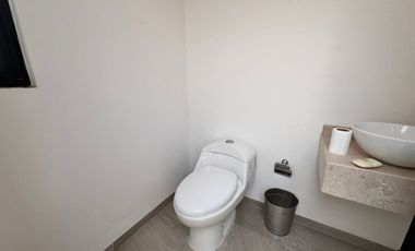 Casa en Venta con Roof Garden con Asador y pérgolas y estudio.