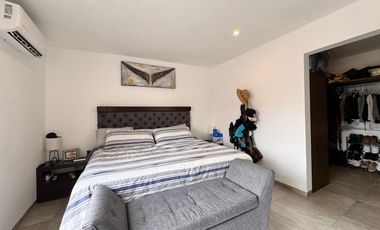 Casa en Venta con Roof Garden con Asador y pérgolas y estudio.