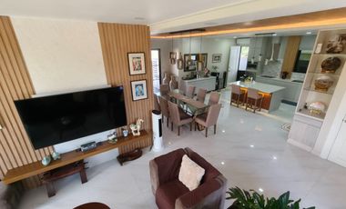Modern House For Sale in South Forbes Chateaux de Paris near Nuvali Sta. Rosa