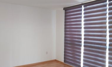 Casa en renta en Solares dentro de coto