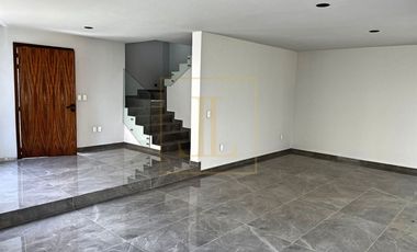 CASA EN VENTA A ESTRENAR REFORMA EN PUERTAS DEL TULE