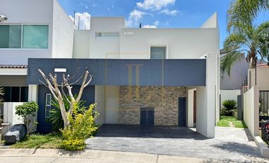 CASA EN VENTA A ESTRENAR REFORMA EN PUERTAS DEL TULE