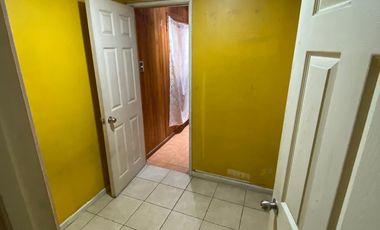 Se arrienda casa ideal para vivienda y/o emprendimiento comercial.