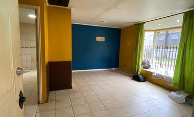 Se arrienda casa ideal para vivienda y/o emprendimiento comercial.