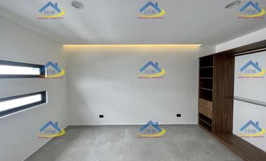 LISTA PARA ESTRENAR $3,650,000.00