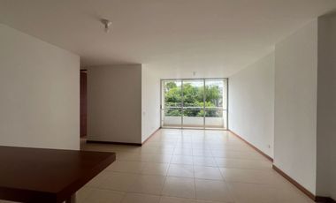 Apartamento en Arriendo en Loma del Esmeraldal, Envigado.