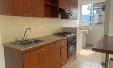 Apartamento en Arriendo en Loma del Esmeraldal, Envigado.