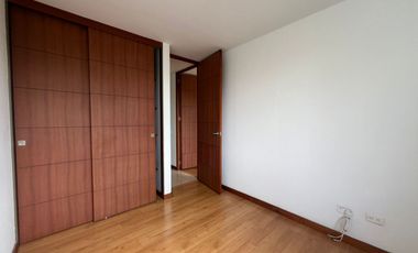 Apartamento en Arriendo en Loma del Esmeraldal, Envigado.
