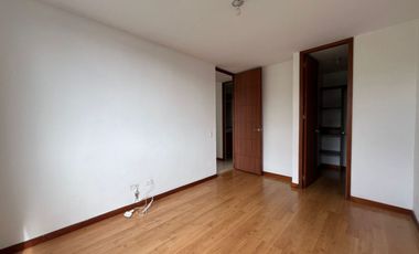 Apartamento en Arriendo en Loma del Esmeraldal, Envigado.