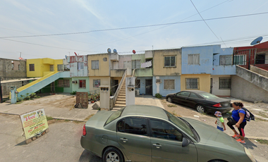 Casa en calle Kizil Kum, Oasis, Veracruz, México. ¡NO CRÉDITOS!