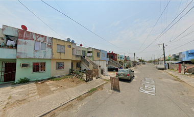 Casa en calle Kizil Kum, Oasis, Veracruz, México. ¡NO CRÉDITOS!