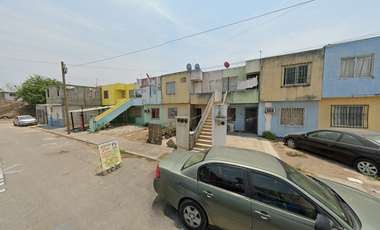 Casa en calle Kizil Kum, Oasis, Veracruz, México. ¡NO CRÉDITOS!