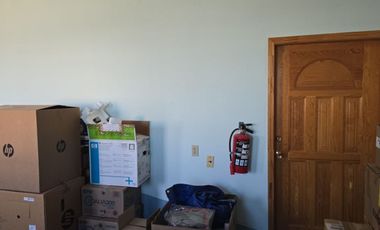 SE VENDEN  OFICINAS A 20 M DE PLUTARCO ELIAS CALLES CON MOBILIARIO INCLUIDO