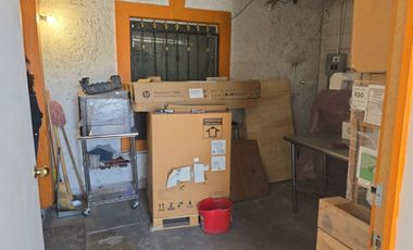 SE VENDEN  OFICINAS A 20 M DE PLUTARCO ELIAS CALLES CON MOBILIARIO INCLUIDO