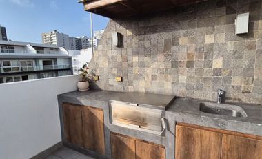 Alquila este exclusivo Tríplex Amoblado de 157 m² en el límite de Lince y San Isidro
