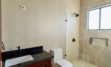SE VENDE HERMOSA RESIDENCIA DE LUJO EN CAMPOS ELISEOS