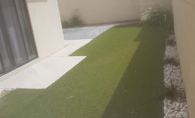 SE RENTA HERMOSA CASA TOTALMENTE AMUEBLADA EN FRACC MORETTO