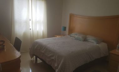 SE RENTA HERMOSA CASA TOTALMENTE AMUEBLADA EN FRACC MORETTO