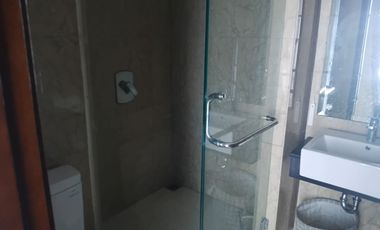 Sewa Apartemen 2BR 2 Kamar Mandi Capitol Park Salemba UI Jakarta Pusat Tower Emerald
