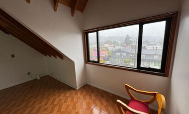 Amplia Oficina Sector Comercial Villarrica.