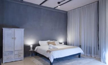 CASA SEMIAMUEBLADA TIPO LOFT CON ESPACIO POTENCIAL LOCAL MÉRIDA CENTRO