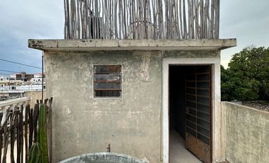CASA SEMIAMUEBLADA TIPO LOFT CON ESPACIO POTENCIAL LOCAL MÉRIDA CENTRO