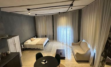 CASA SEMIAMUEBLADA TIPO LOFT CON ESPACIO POTENCIAL LOCAL MÉRIDA CENTRO