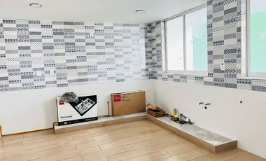 VENTA AMPLIO Y UBICADISIMO DEPARTAMENTO REMODELADO 10 MIN CU