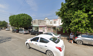 Casa en paseo Canal de San Antonio, Rincón del Pedregal, Torreón, Coahuila, México. ¡NO CRÉDITOS!