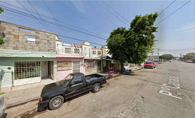 Casa en paseo Canal de San Antonio, Rincón del Pedregal, Torreón, Coahuila, México. ¡NO CRÉDITOS!