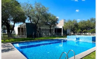 CASA EN VENTA MANGATA RESIDENCIAL