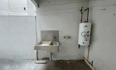 RENTA DEPARTAMENTO 2 RECÁMARAS, ESTUDIO, PLANTA BAJA, RINCONES DEL PARQUE, 2 AUTOS