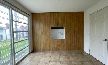 RENTA DEPARTAMENTO 2 RECÁMARAS, ESTUDIO, PLANTA BAJA, RINCONES DEL PARQUE, 2 AUTOS
