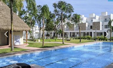 Casa Amueblada en renta en Residencial La Joya Marfil en Playa del Carmen