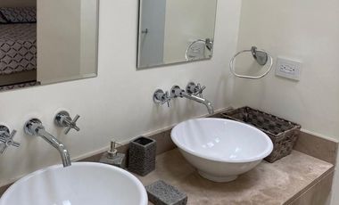 Casa Amueblada en renta en Residencial La Joya Marfil en Playa del Carmen