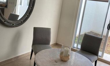Casa Amueblada en renta en Residencial La Joya Marfil en Playa del Carmen