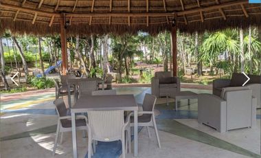Casa Amueblada en renta en Residencial La Joya Marfil en Playa del Carmen