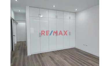 Venta De Exclusivos Departamentos De Estreno En Mayorazgo - Ate