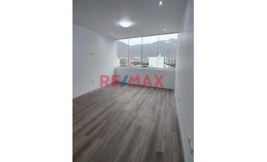 Venta De Exclusivos Departamentos De Estreno En Mayorazgo - Ate
