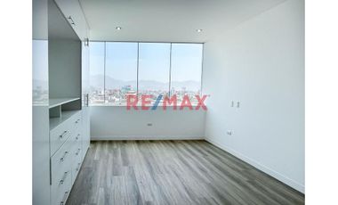 Venta De Exclusivos Departamentos En Mayorazgo - Ate