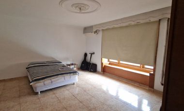 ARRIENDO CASA COMERCIAL EN EL BARRIO SANTA TERESITA