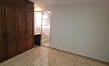 ARRIENDO CASA COMERCIAL EN EL BARRIO SANTA TERESITA