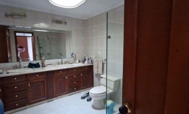 ARRIENDO CASA COMERCIAL EN EL BARRIO SANTA TERESITA